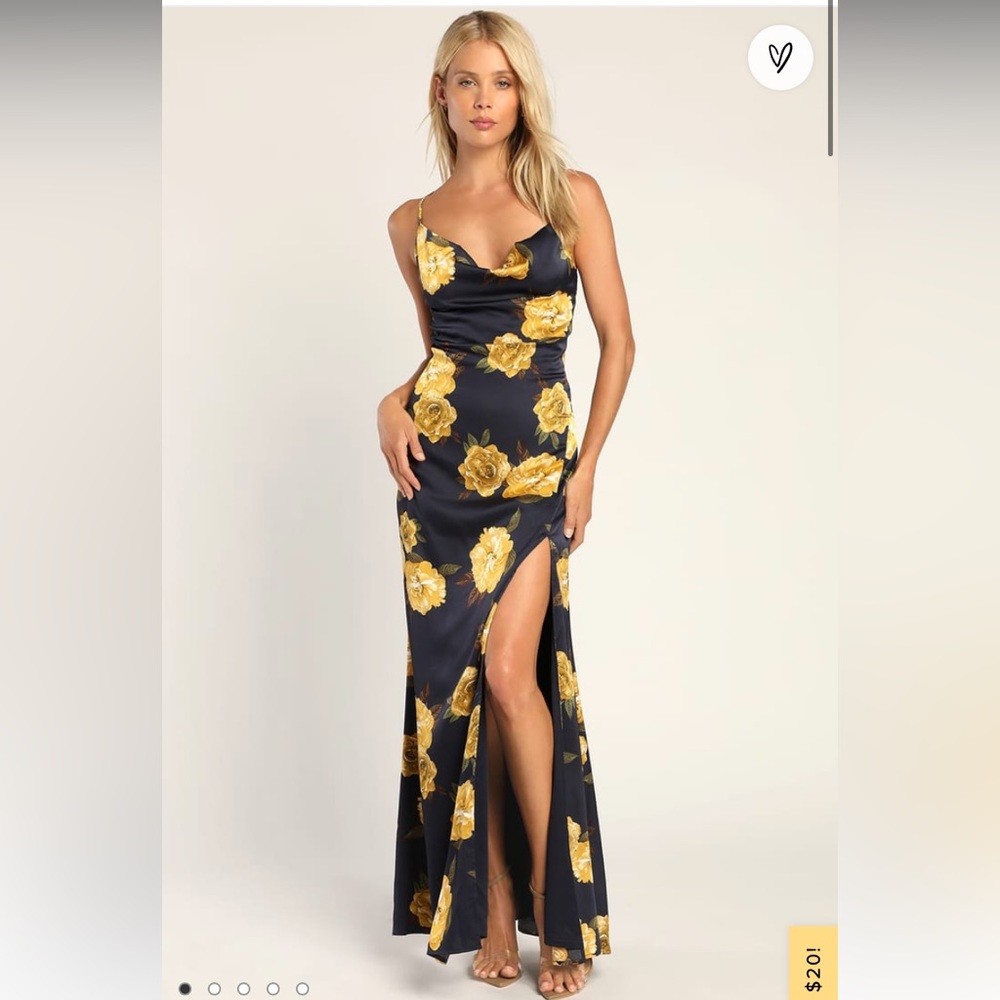 Lulu’s Sleek Blooms Maxi Dress